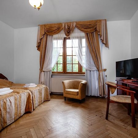 Willa Raj Nałęczów Esterno foto