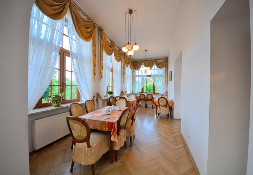 Willa Raj Nałęczów Esterno foto